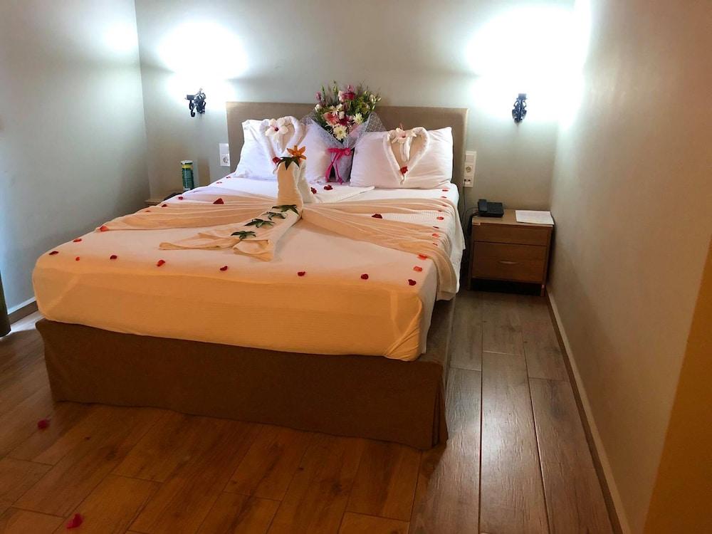 Akkent Garden Hotel Фетхие Экстерьер фото